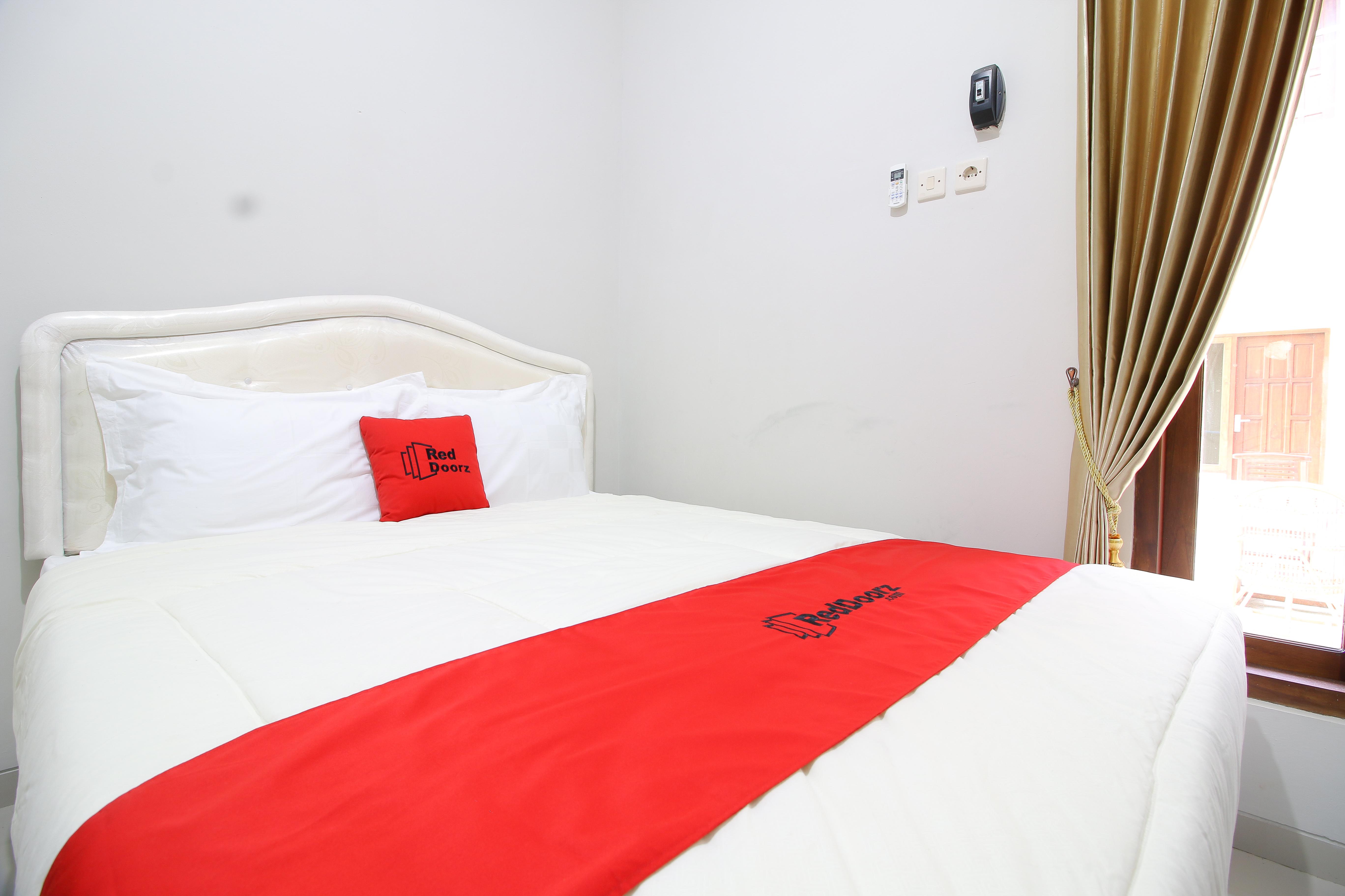Reddoorz Plus Near Stie Ykpn Maguwo Dış mekan fotoğraf