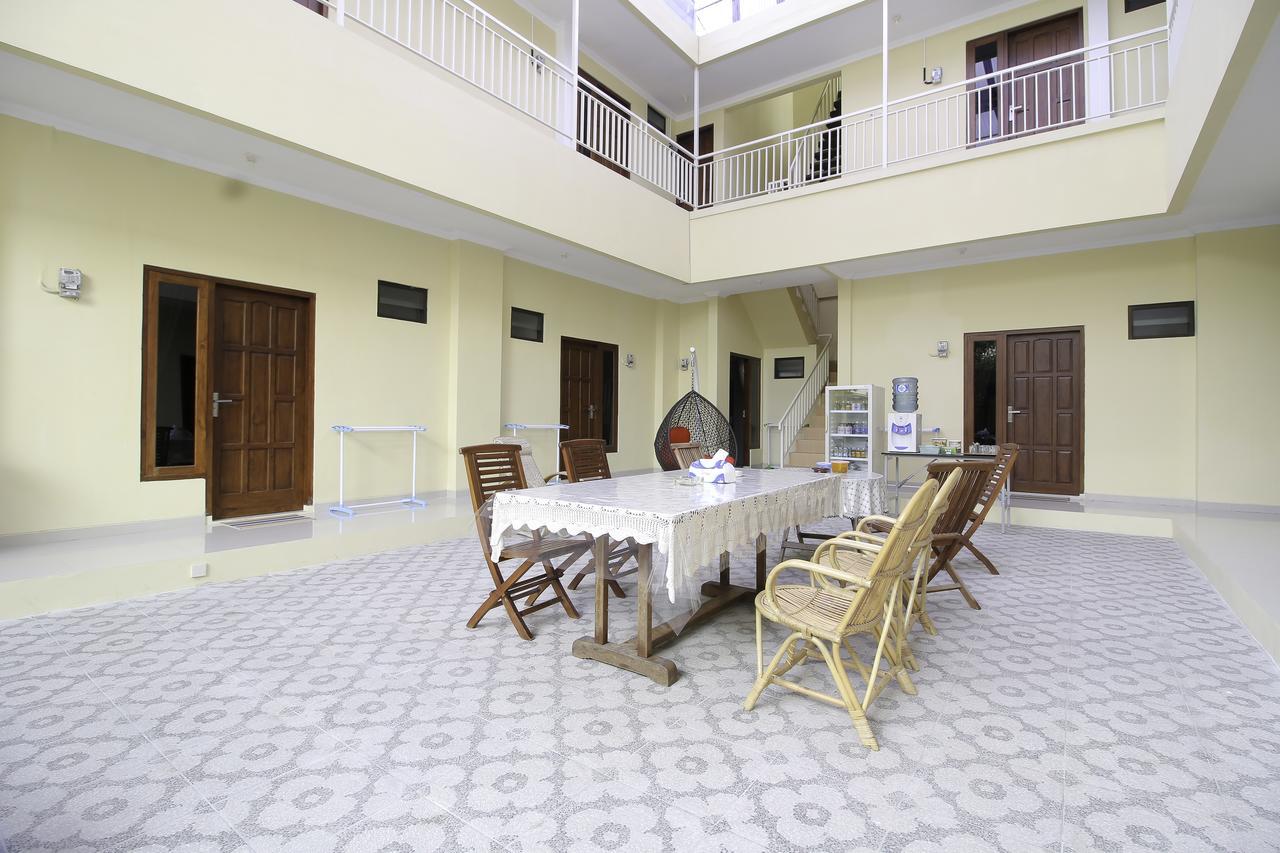 Reddoorz Plus Near Stie Ykpn Maguwo Dış mekan fotoğraf