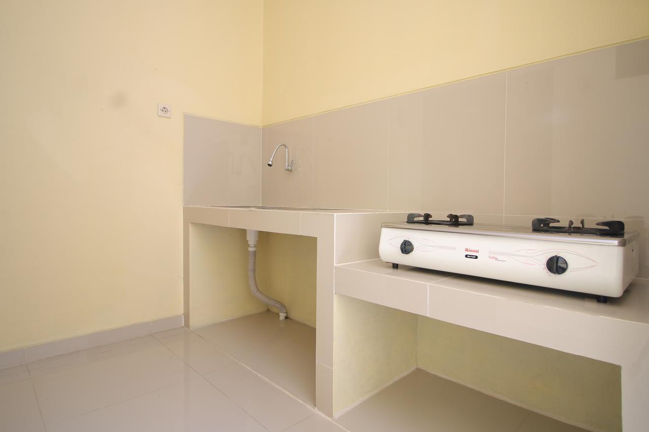 Reddoorz Plus Near Stie Ykpn Maguwo Dış mekan fotoğraf