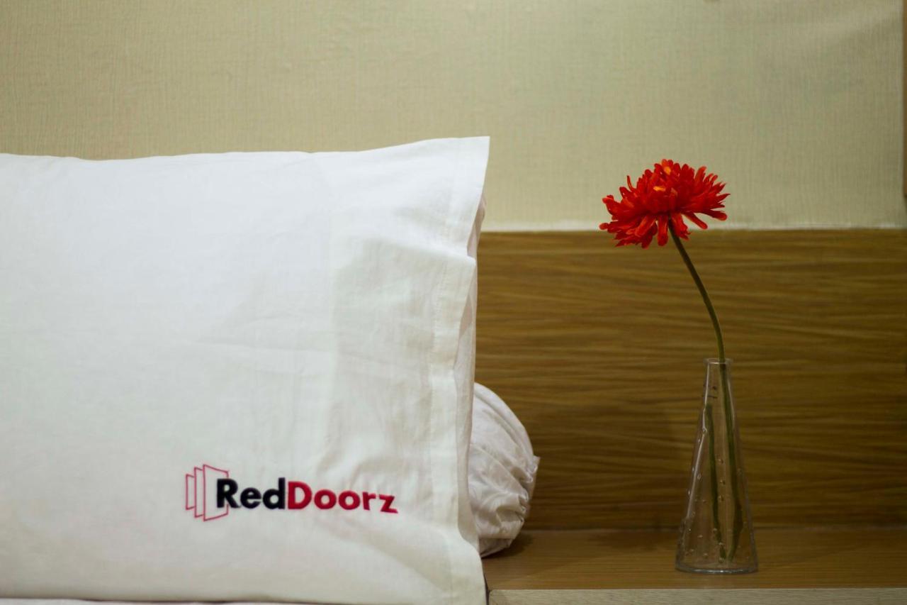 Reddoorz Plus Near Stie Ykpn Maguwo Oda fotoğraf